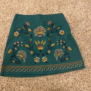 Embroidered mini skirt